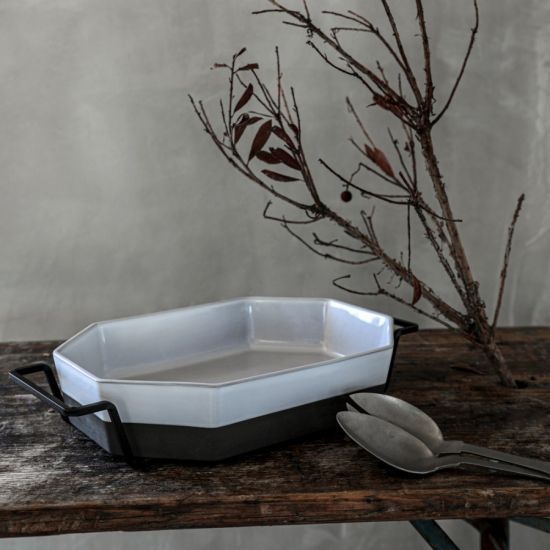 Блюдо для запекания с металлической подставкой PLANO white/grey, 42,5х14,2х6,8 см.,  Costa Nova, 1POR352-WHI